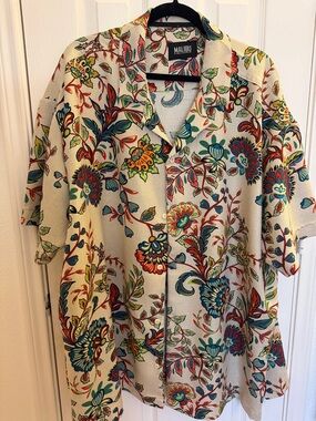 Malibu Cream Short-Sleeve Shirt with Multicolor Floral Print
